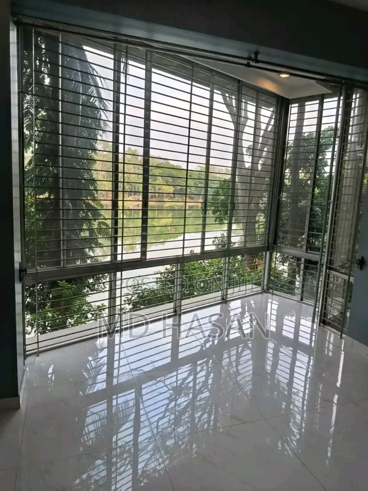 4bdrm Apartment in Semi Furnished Flat for rent