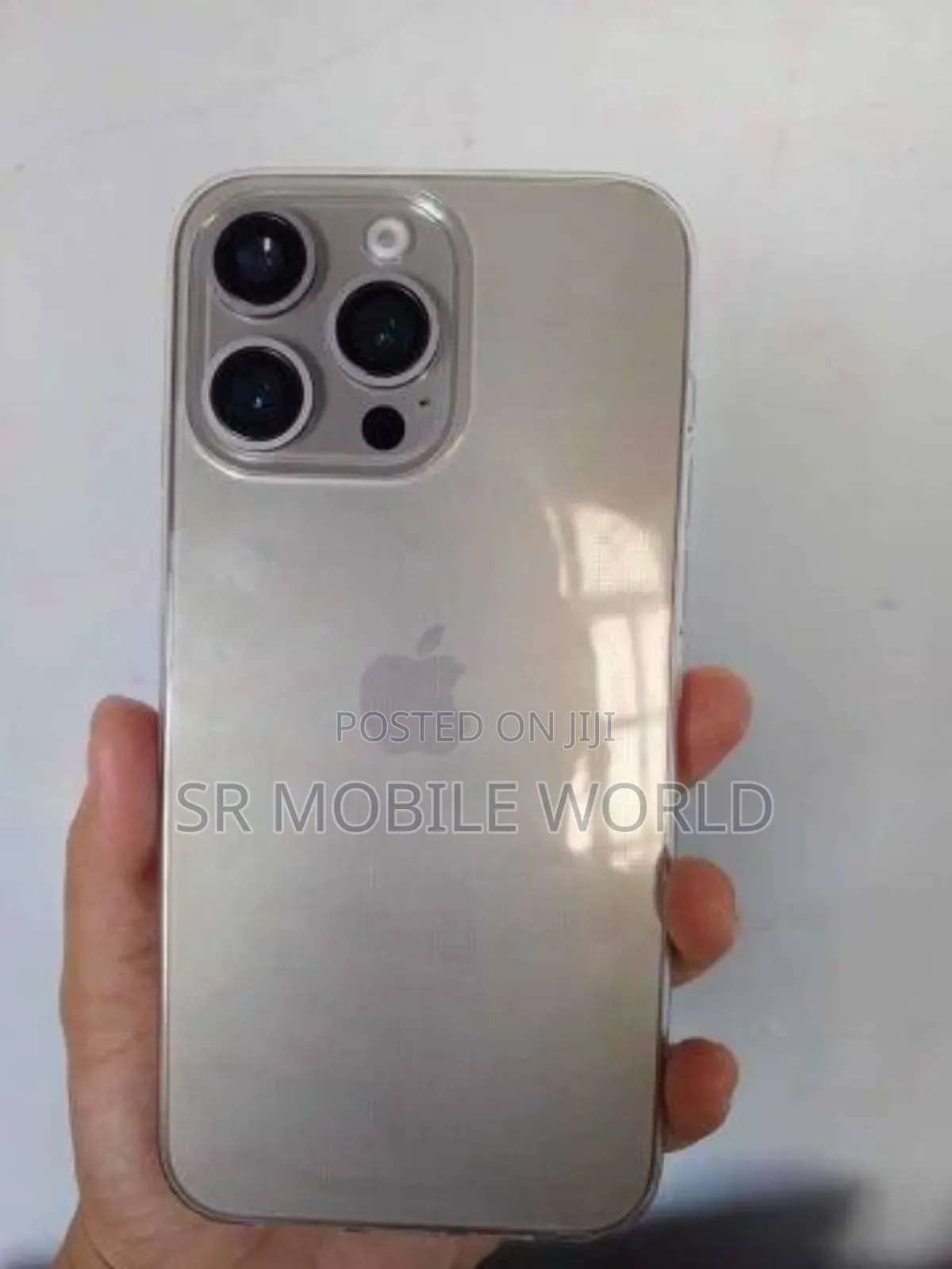 New Apple iPhone 16 Pro Max 256 GB Silver