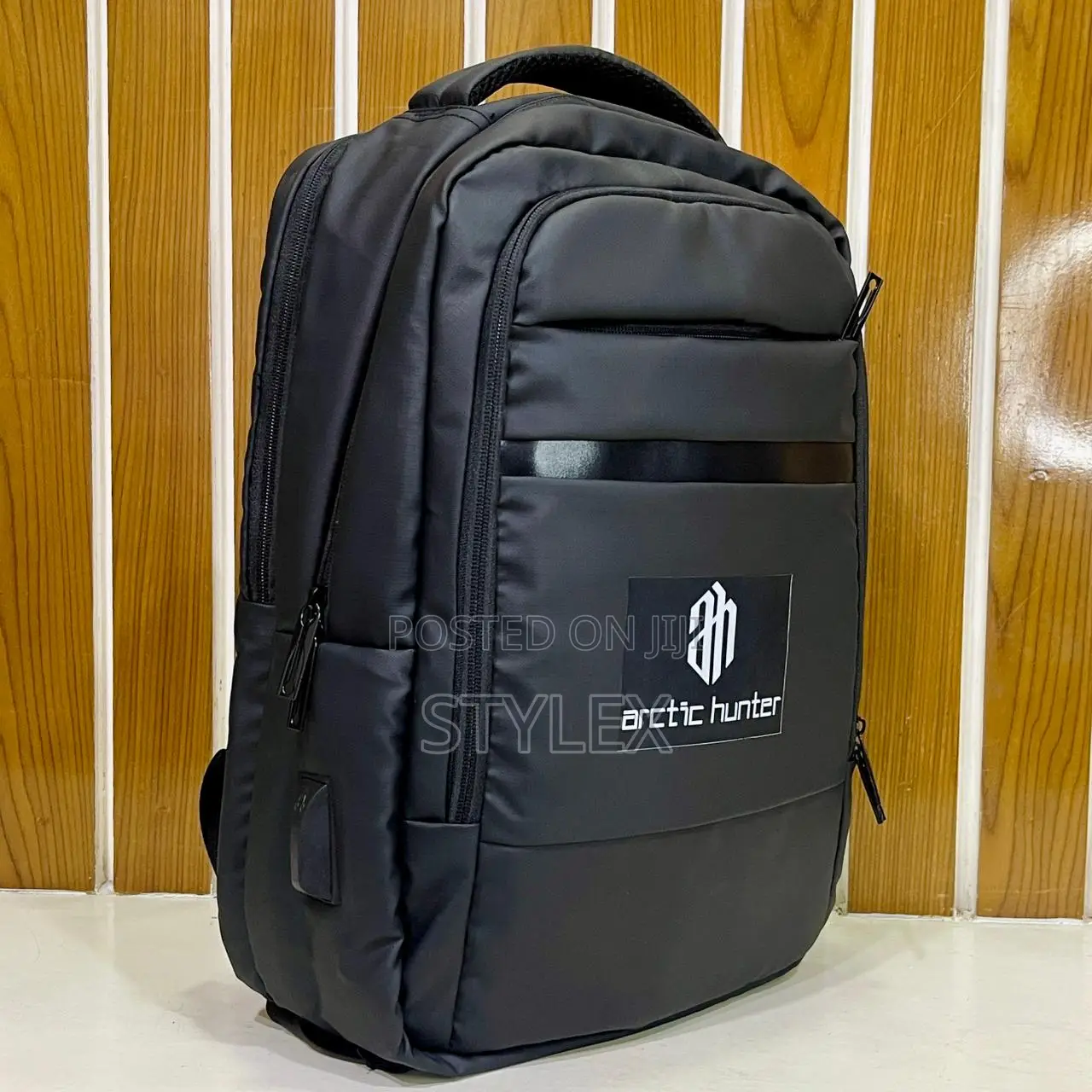 Arctic Hunter Premium Laptop Backpack