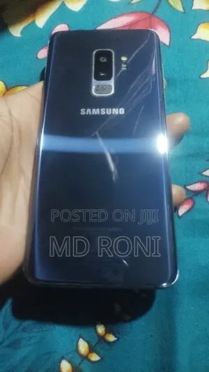 Photo - Samsung Galaxy S9 Plus 128 GB Blue