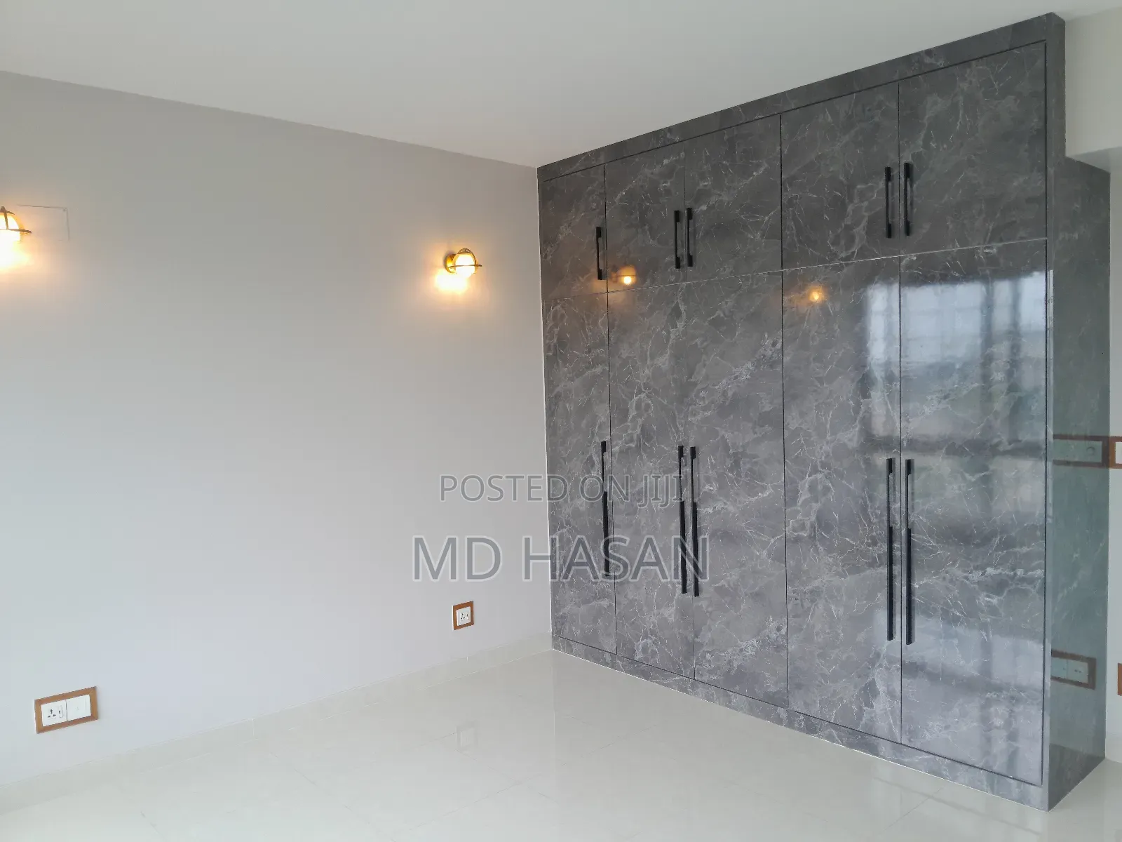 3bdrm Apartment in Semi Furnished Flat for rent