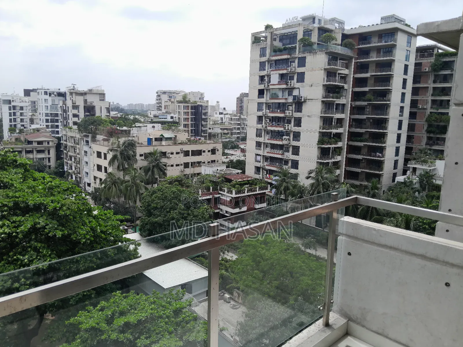 3bdrm Apartment in Semi Furnished Flat for rent