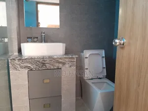 4bdrm Apartment in Semi Furnished for rent
