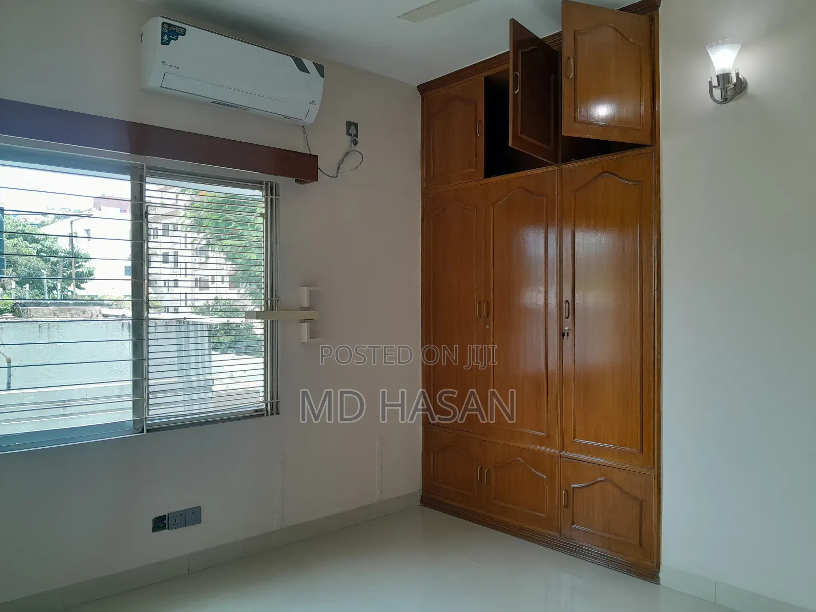 4bdrm Apartment in Semi Furnished for rent
