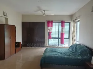 Photo - 4bdrm Apartment in Gulshan for rent