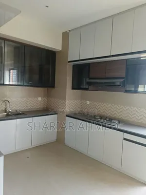 4bdrm Apartment in Gulshan for rent