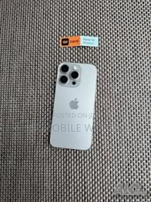 Photo - New Apple iPhone 16 Pro Max 256 GB Silver