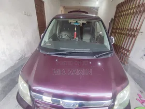 Photo - Toyota Noah 2.0 AWD (8 Seater) 2003