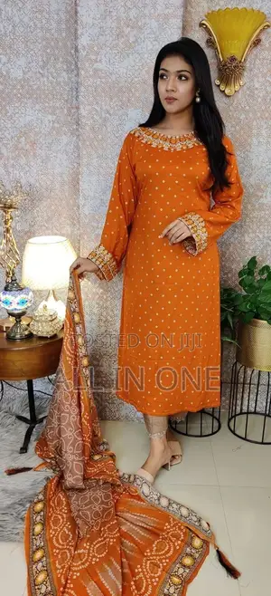 কামিজ লিনেন এমব্রয়ডারি কাজ + স্কিন প্রিন্ট
