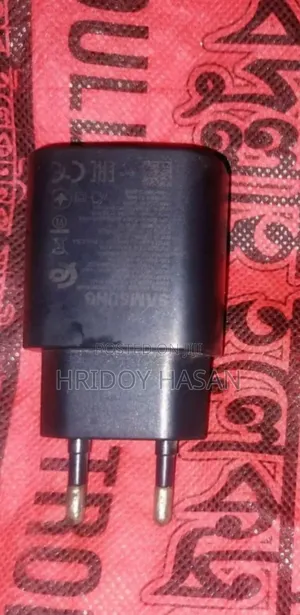 Photo - Samsung 25 Wat Adapter