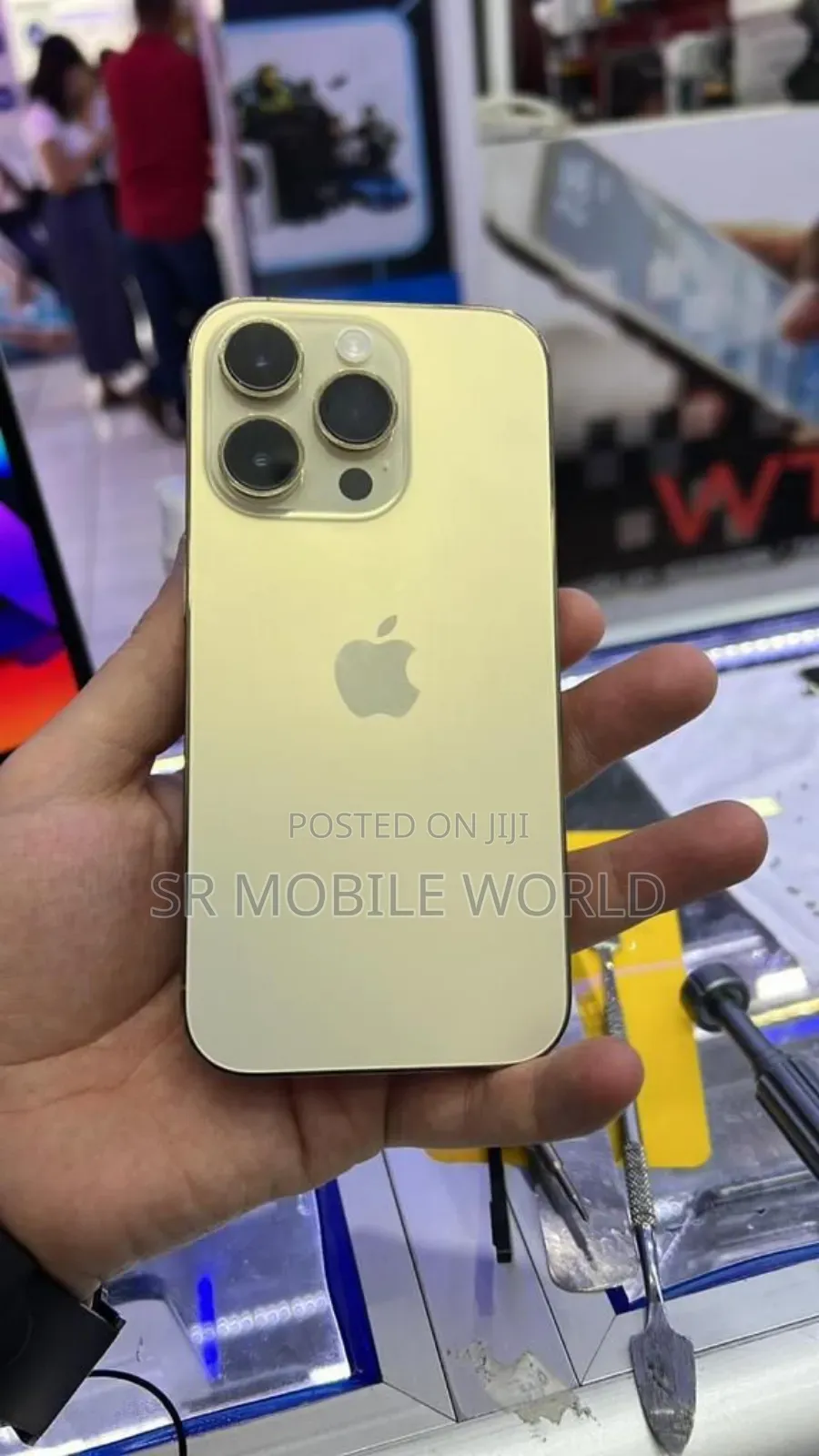 New Apple iPhone 16 Pro Max 256 GB Gold