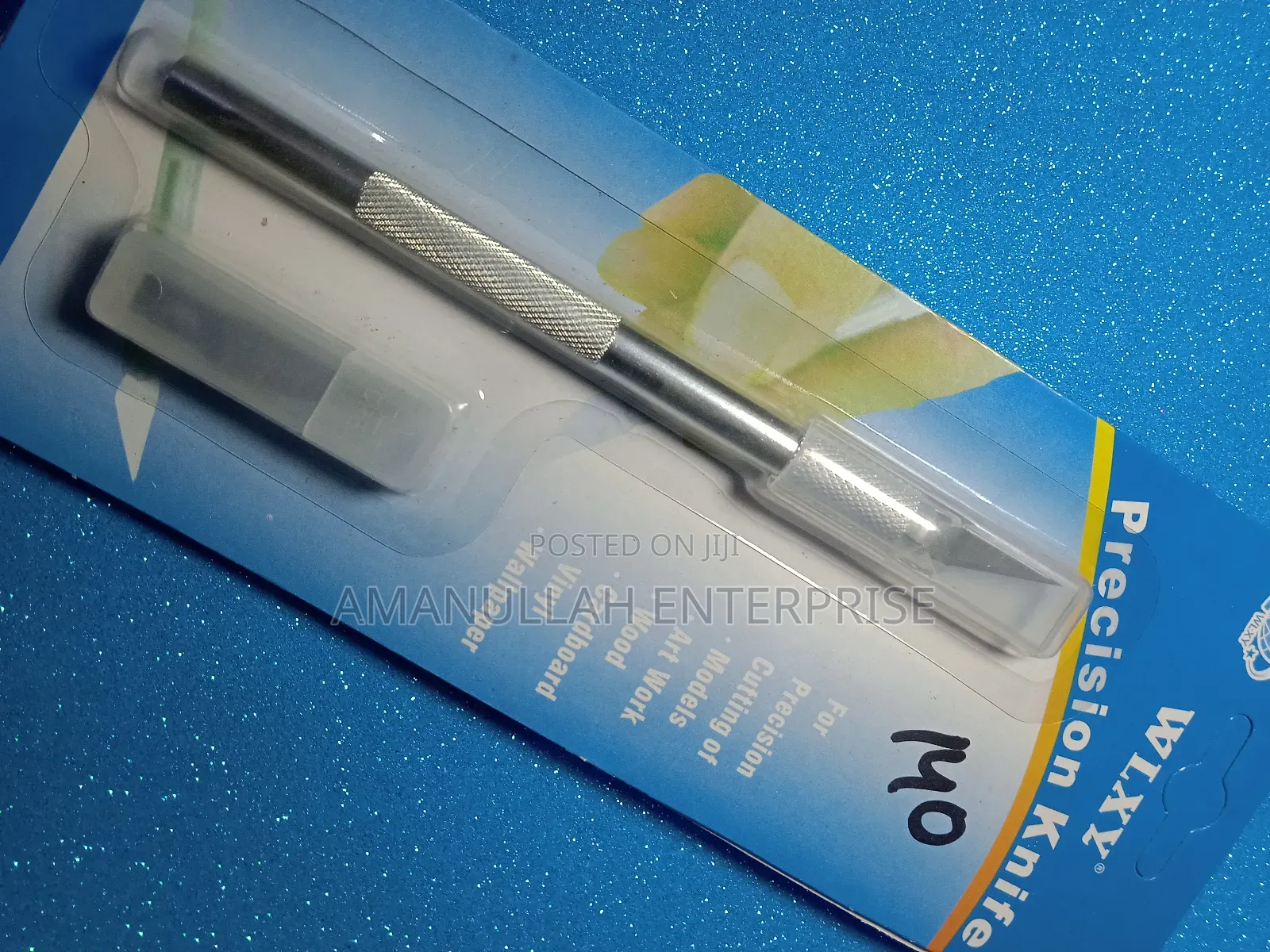 Precision Knife Set, a Multi-Purpose Cutting Tool.