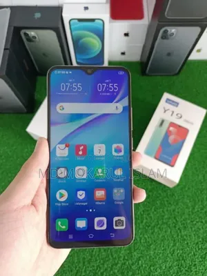 Photo - New Vivo Y19 128 GB
