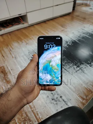 Photo - Apple iPhone XR 128 GB Blue