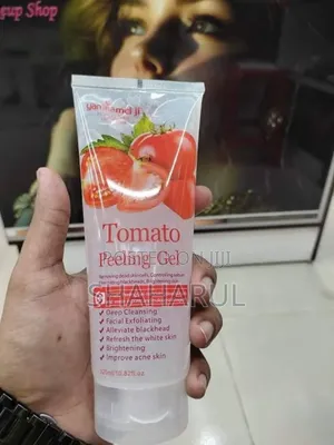 Photo - Natural Clean Care Tomato Peeling Gel