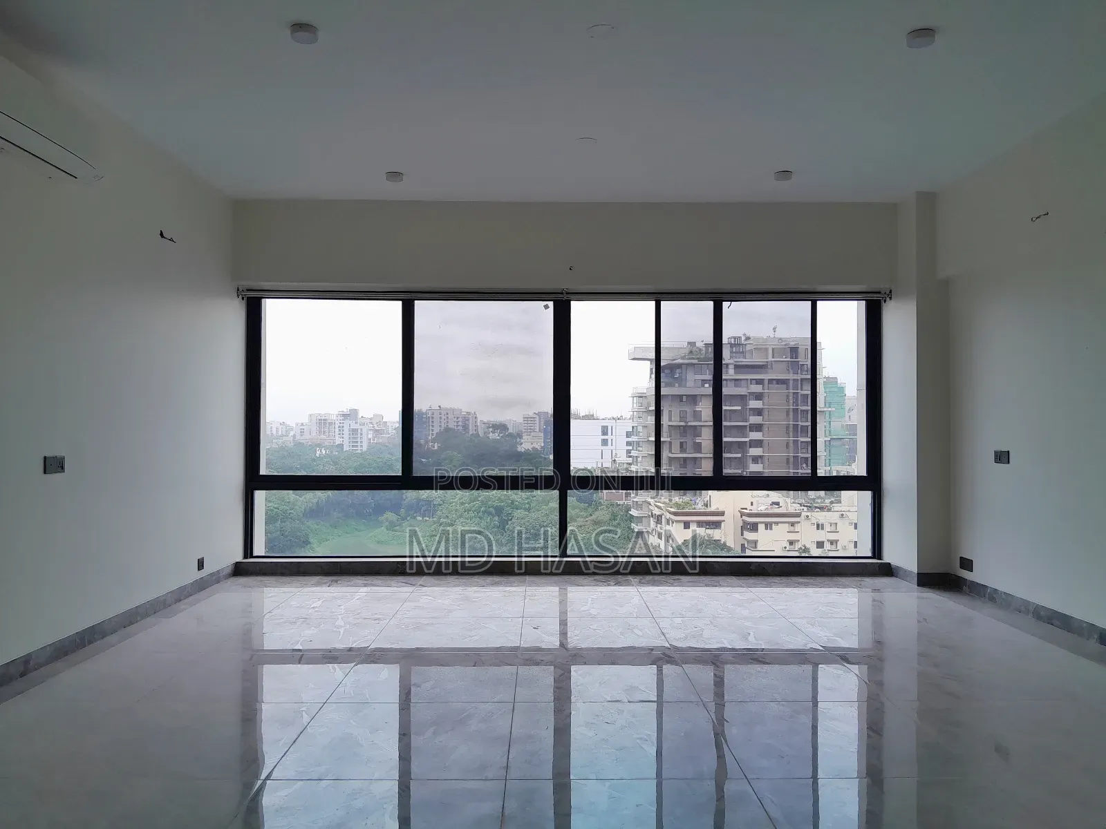 4bdrm Apartment in Semi Furnished for rent