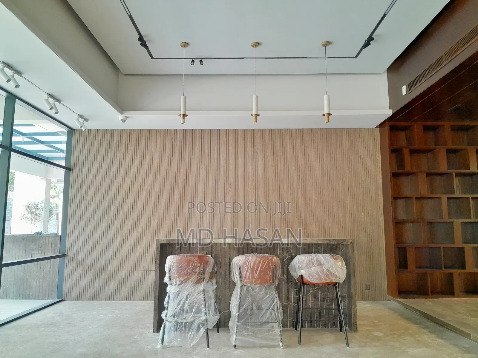 4bdrm Apartment in Semi Furnished for rent