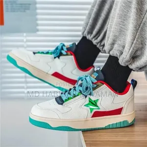 Photo - Fashion Star Sneakers 
Oem Grade