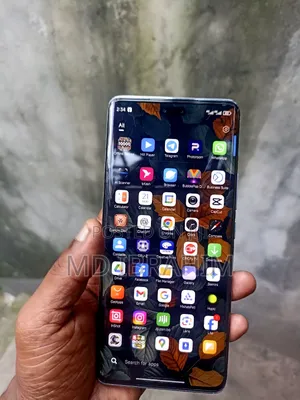 Photo - Xiaomi Civi 2 256 GB