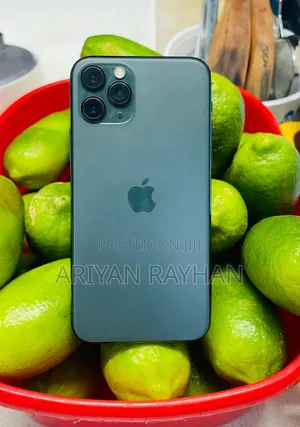 Photo - Apple iPhone 11 Pro 256 GB Green