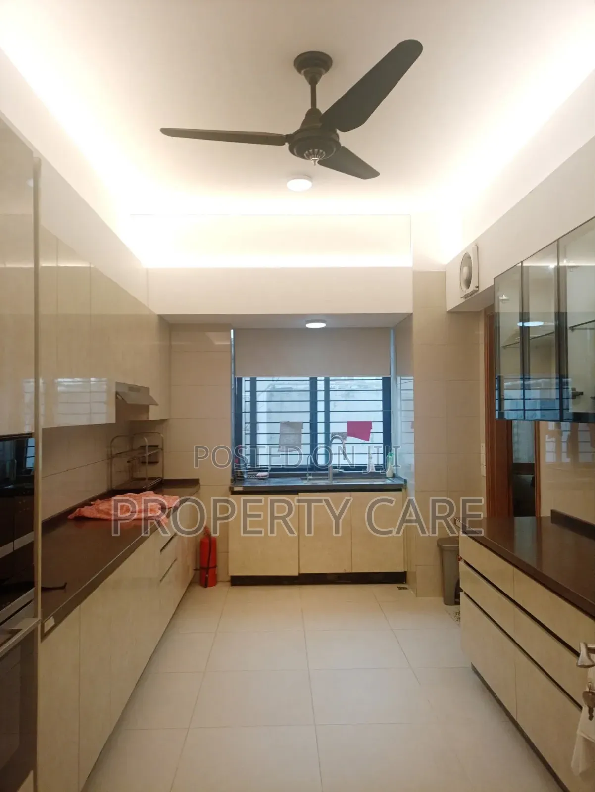 Furnished 4bdrm Apartment in Gulshan for rent