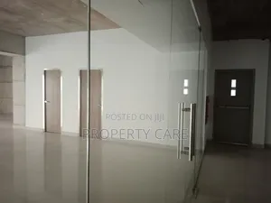 Commercial Floor for Rent