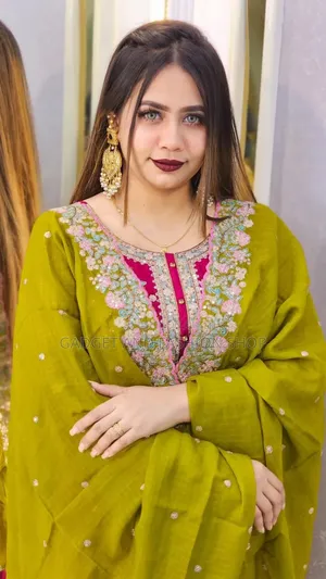 New Design Premium Lilen Embroidery Work Three Piece