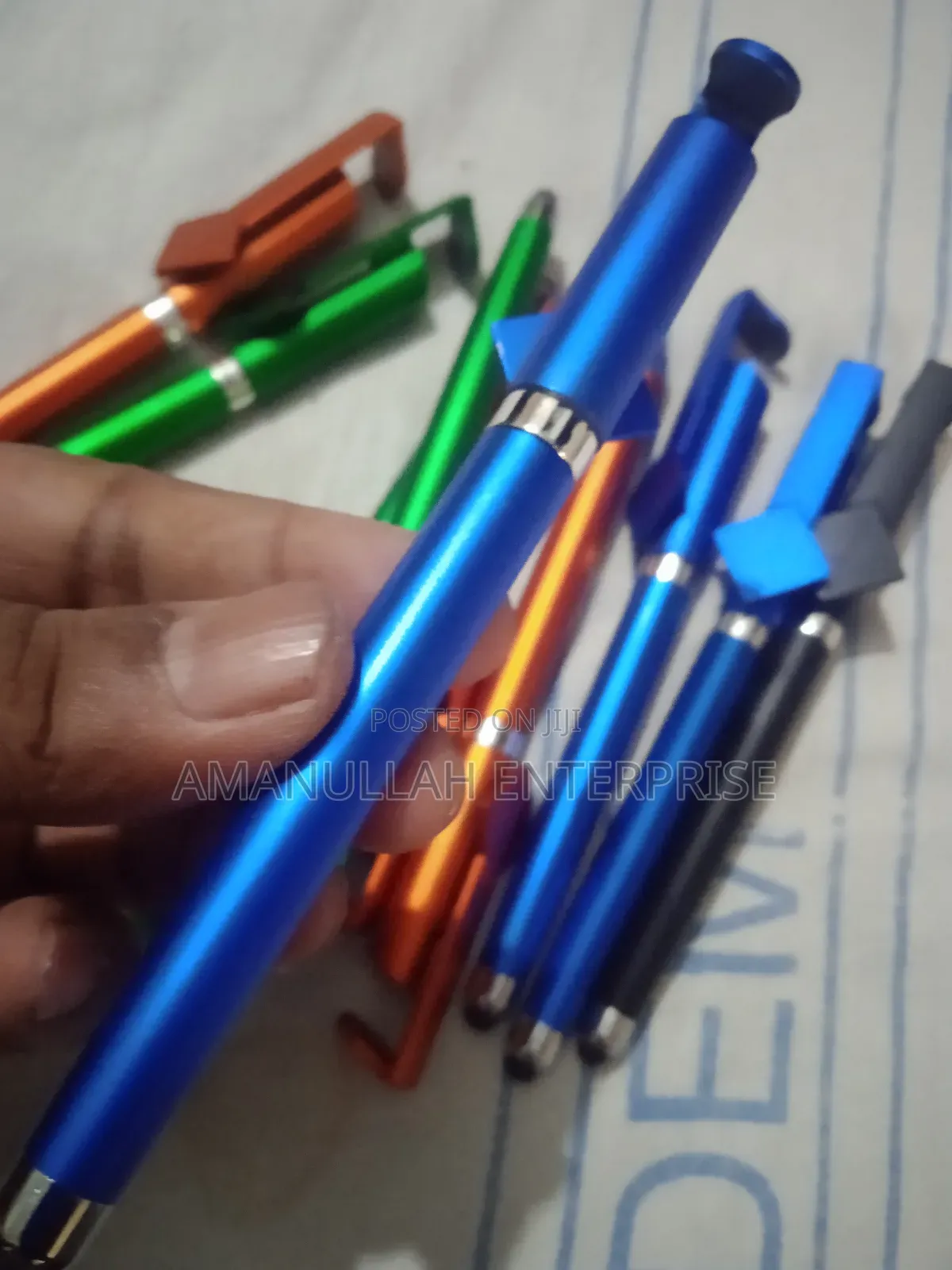 3 in 1 Touch Screen Stylus Pen With Mobile Stand/