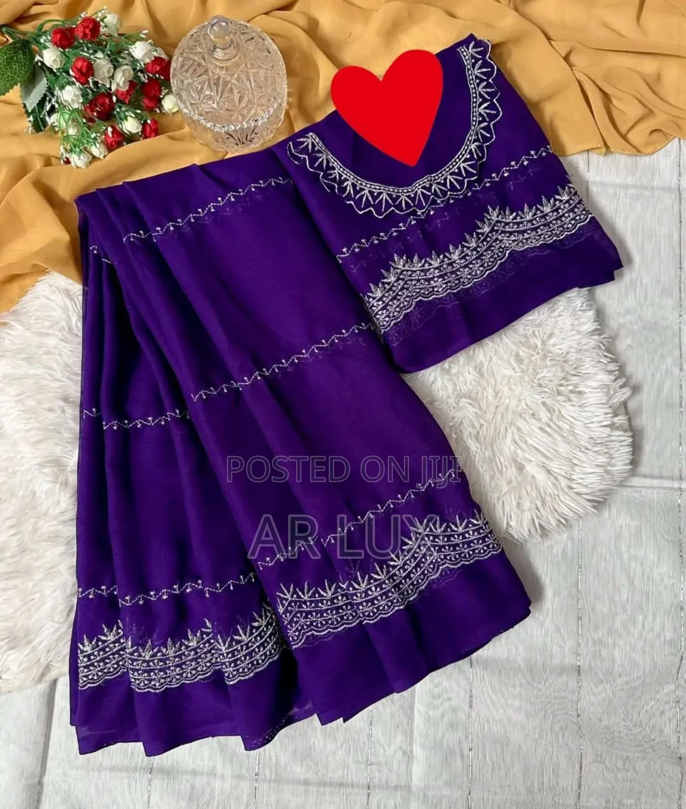 Georgette Embroidery Saree With Blouse Piece