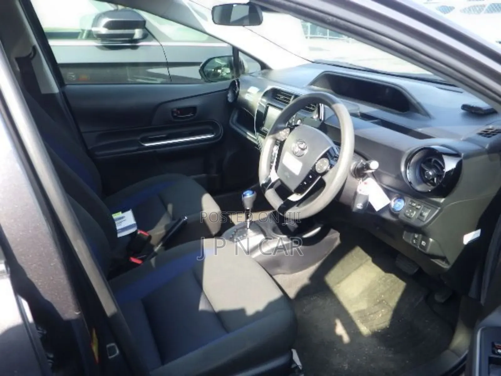 Toyota Aqua 2020 Gray