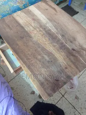 Photo - Wooden Table With Lockable Drawer