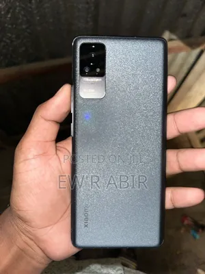 Photo - Xiaomi Civi 2 256 GB Black