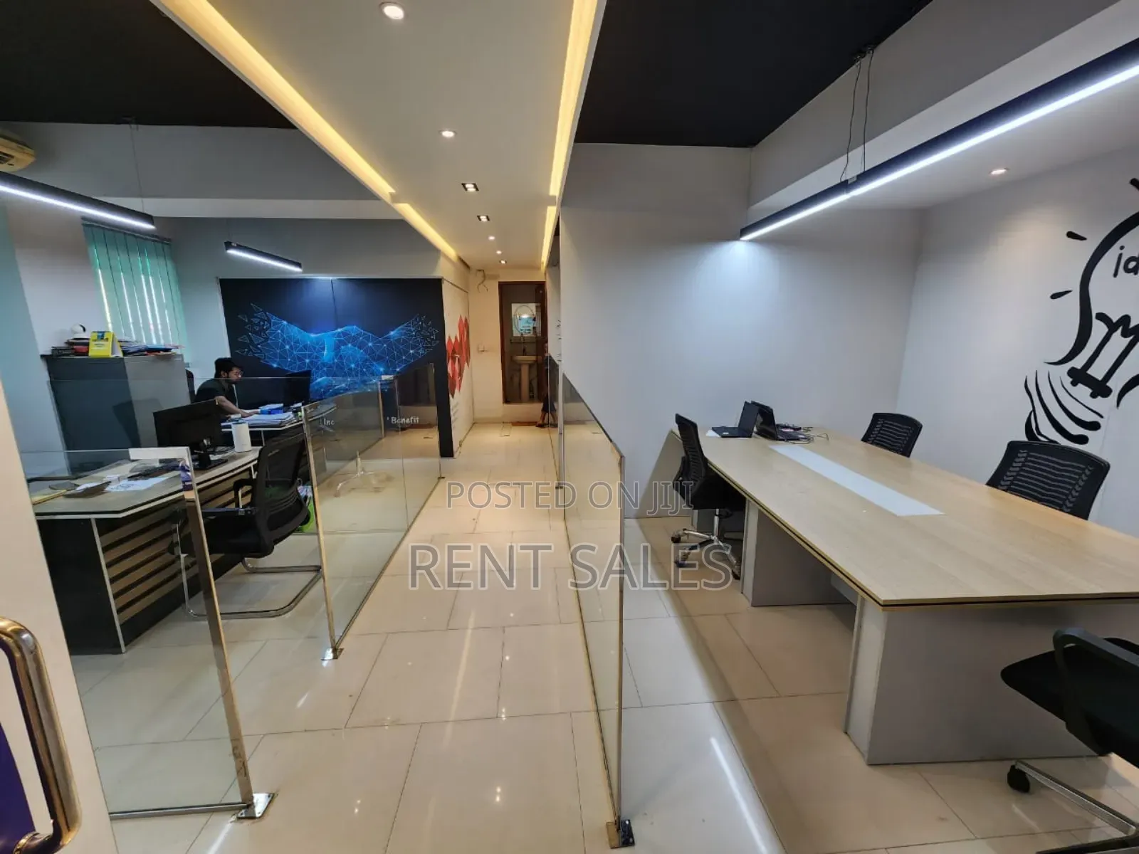 Commercial 1800 SQFT Office Space for Rent in Gulshan-2