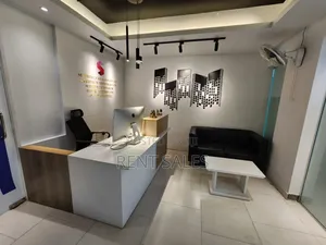 Commercial 1800 SQFT Office Space for Rent in Gulshan-2