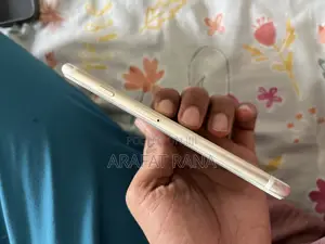 Apple iPhone 7 32 GB Gold