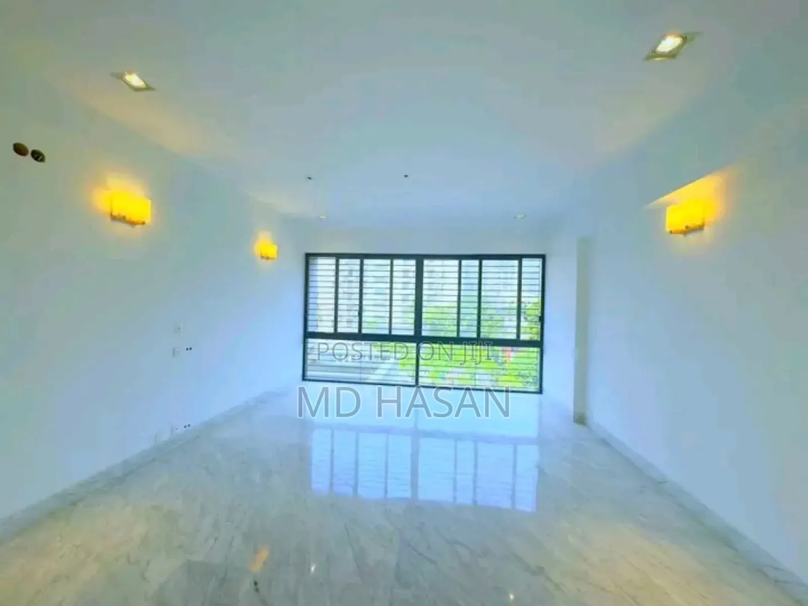 4bdrm Apartment in Semi Furnished for rent