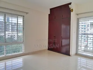4bdrm Apartment in Un Furnished Flat for rent