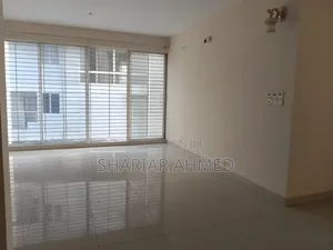 Photo - 4bdrm Apartment in Gulshan for rent