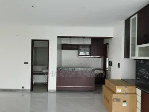 Photo - 4bdrm Apartment in Gulshan for rent