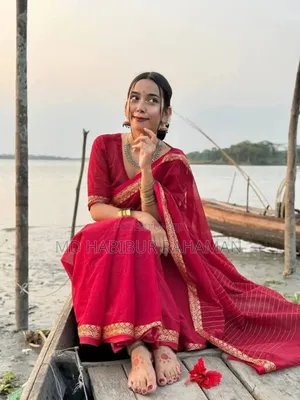 Photo - Premium Sharee With Blouse Piece