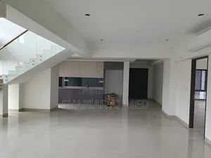 5bdrm Duplex in Gulshan for rent