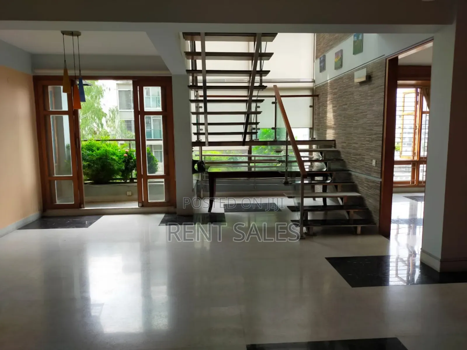 4bdrm Duplex in Baridhara for rent