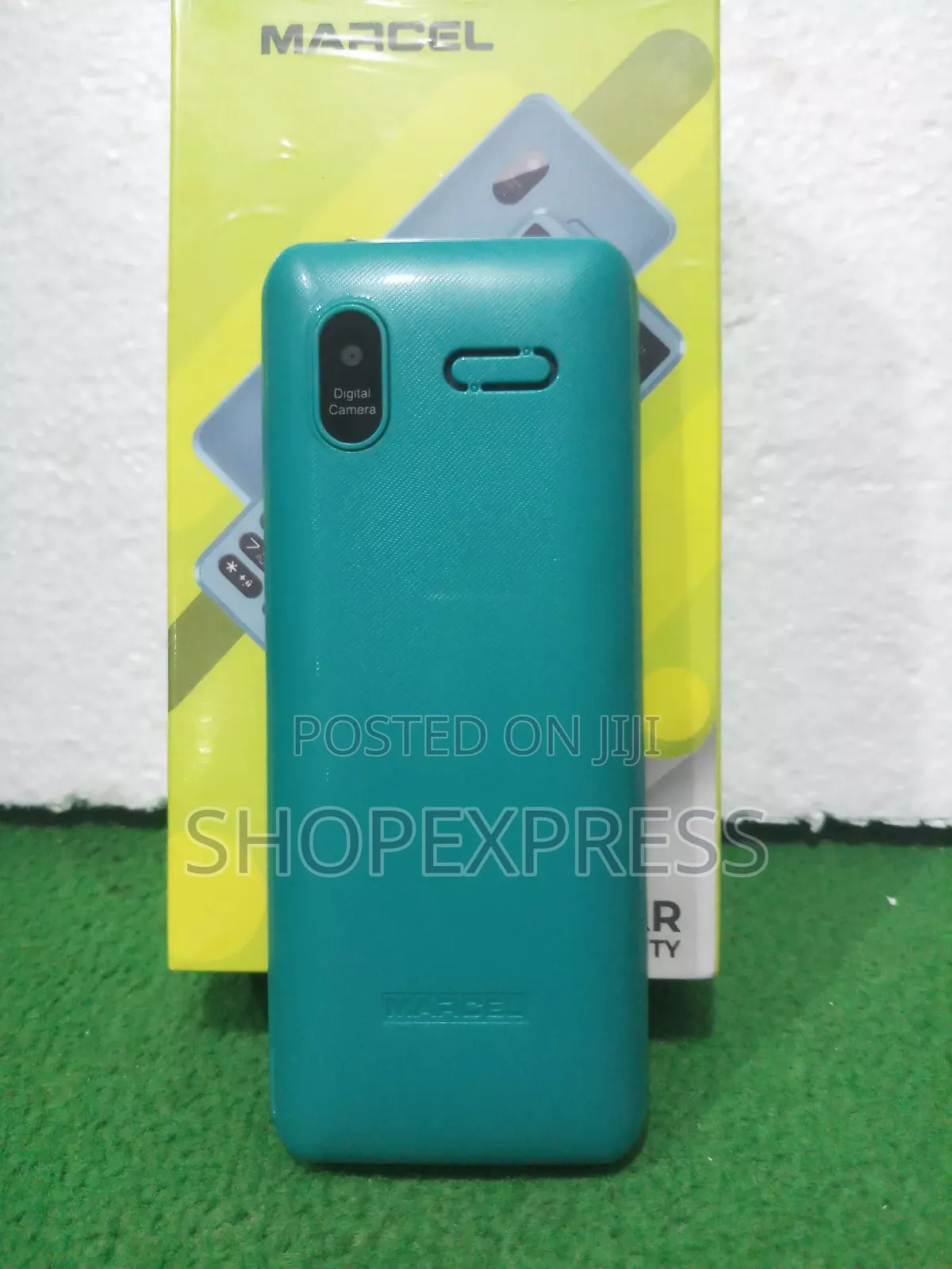 New Marcel Axino B01i