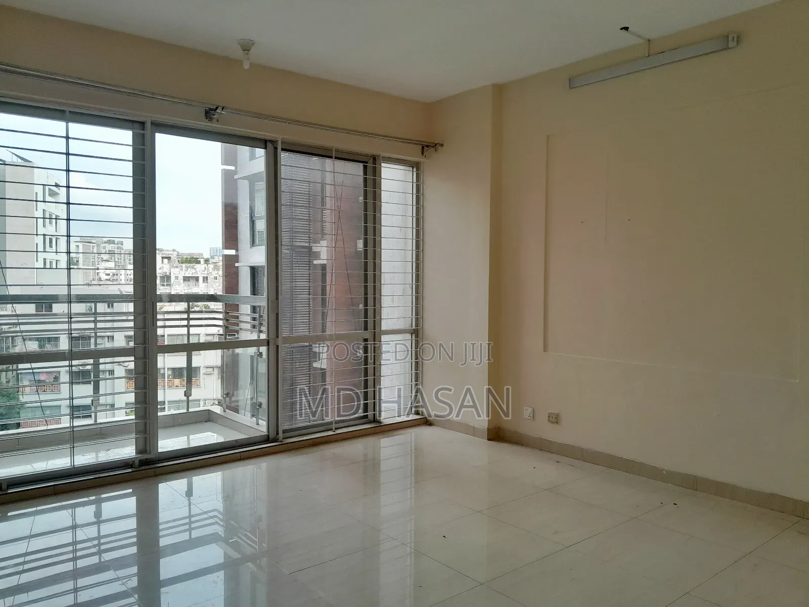 3bdrm Apartment in Un Furnished Flat for rent
