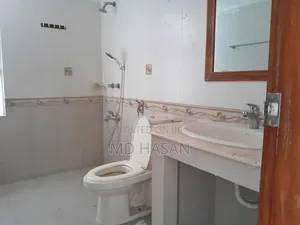 3bdrm Apartment in Un Furnished Flat for rent