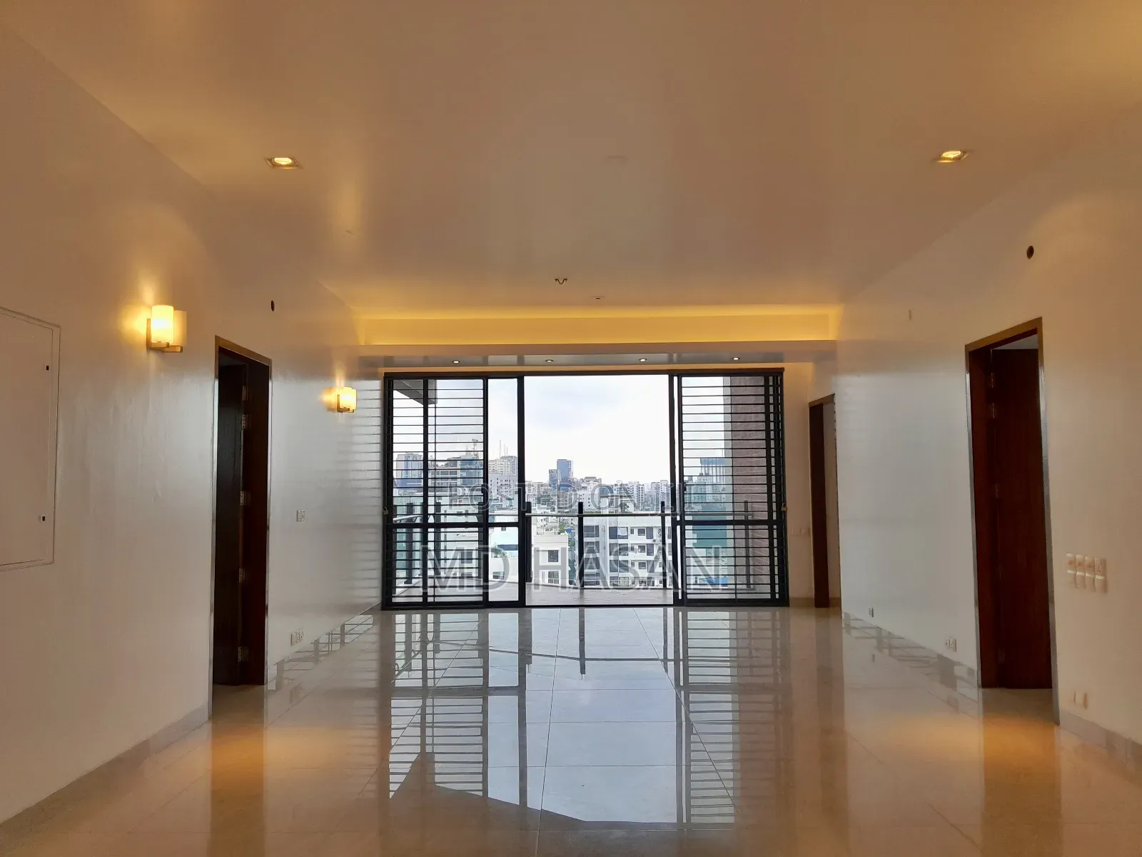 4bdrm Apartment in Semi Furnished for rent