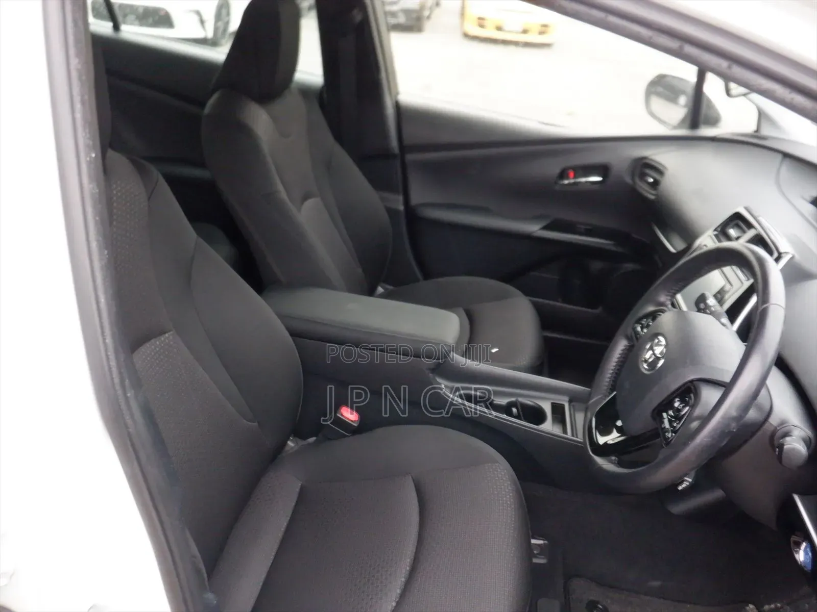 Toyota Prius 2020 Pearl