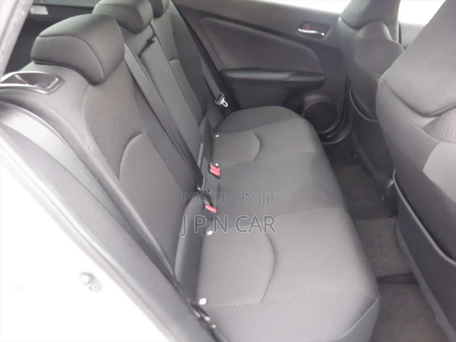 Toyota Prius 2020 Pearl