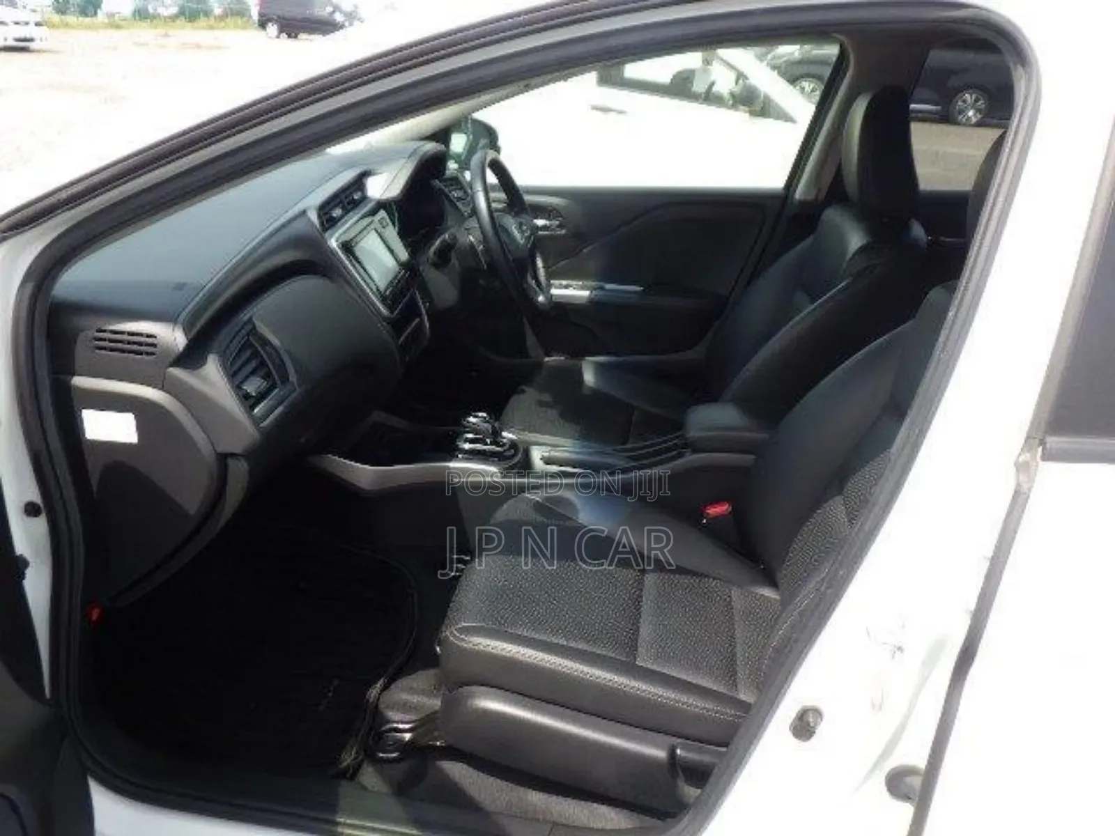 Honda Grace 2018 Pearl