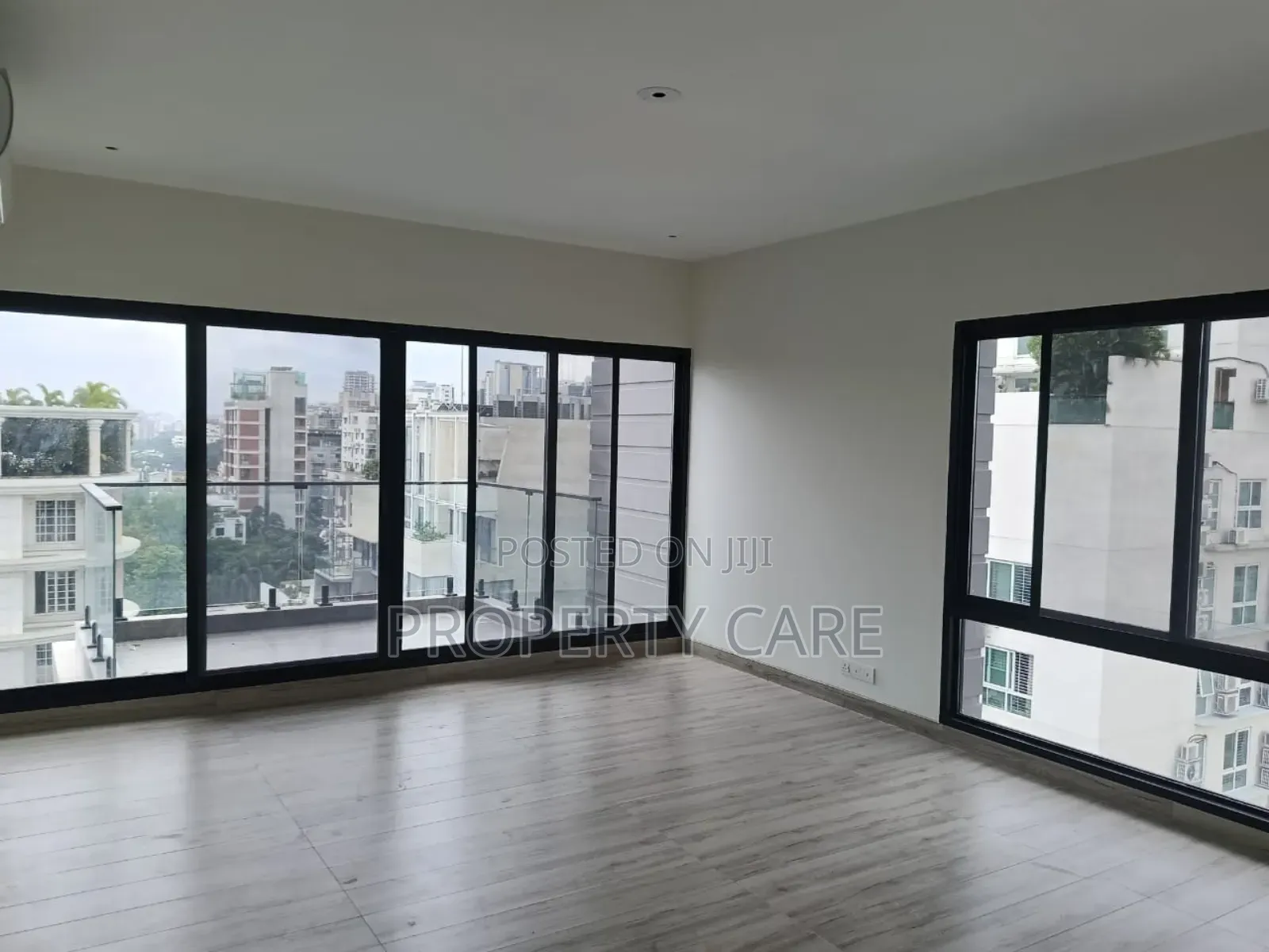 5bdrm Duplex in Gulshan for rent